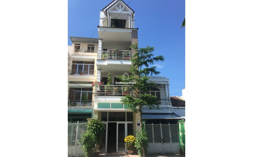 Bán Nhà 4 Tầng 76m² – Gần Biển Trần Phú – Sổ Hoàn Công